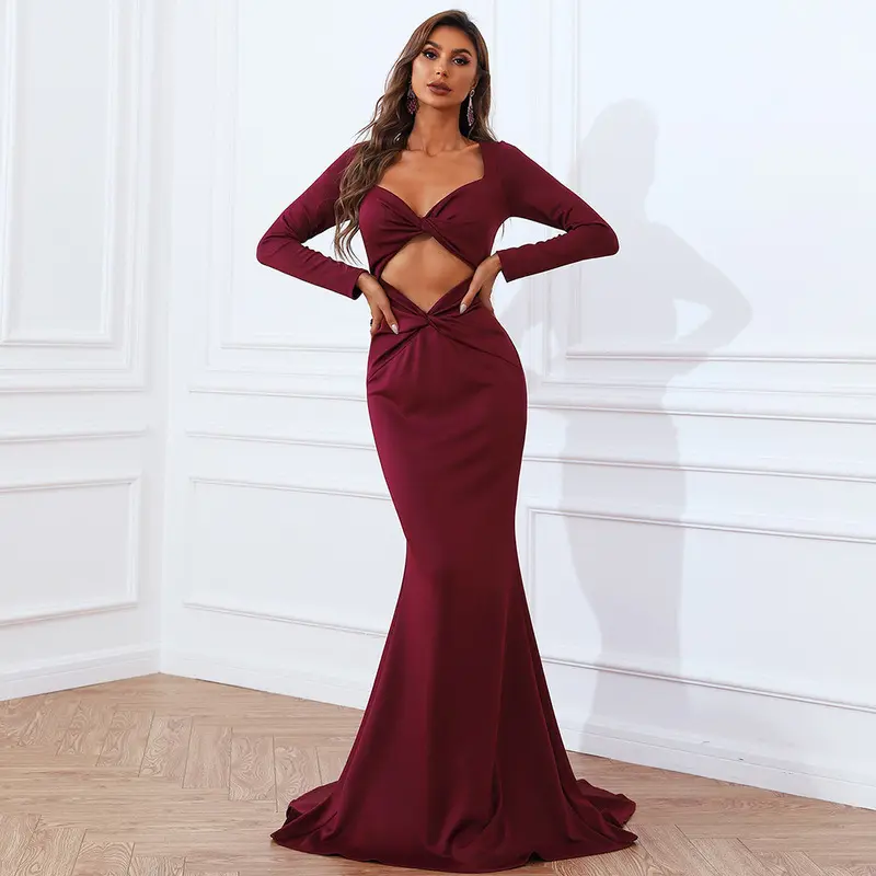 Acquista le piccole imprese nuovo vestito Sexy scava fuori l'abito elegante manica lunga sottile lungo abito da sera rosso da donna