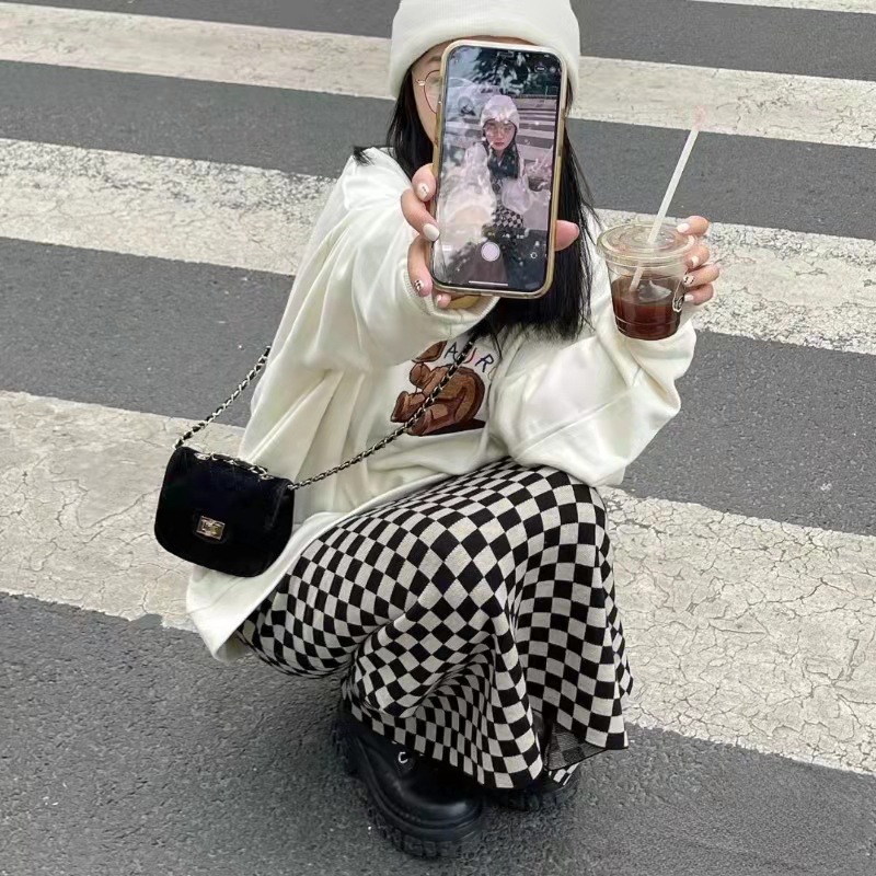 Women's Midi-length Fitness Autumn and Winter Plaid knitted skirt Knitwear High Stretch Girls Skirts