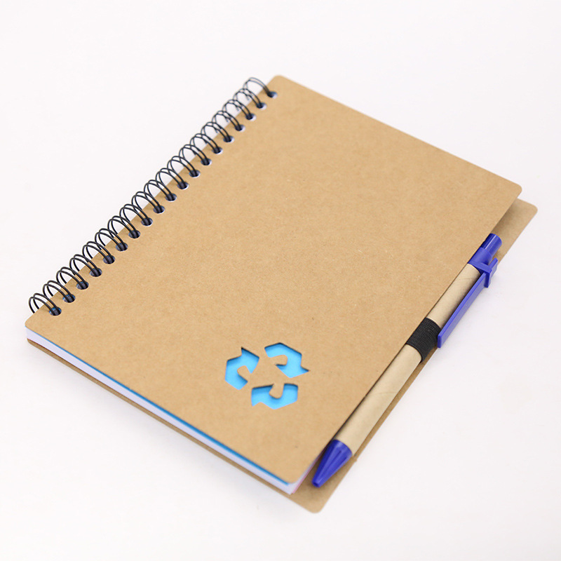 Petit carnet à spirale bleu 18 x 14,5 cm.