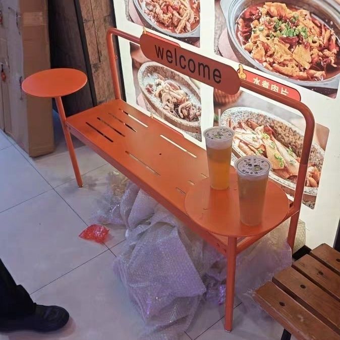 orange color