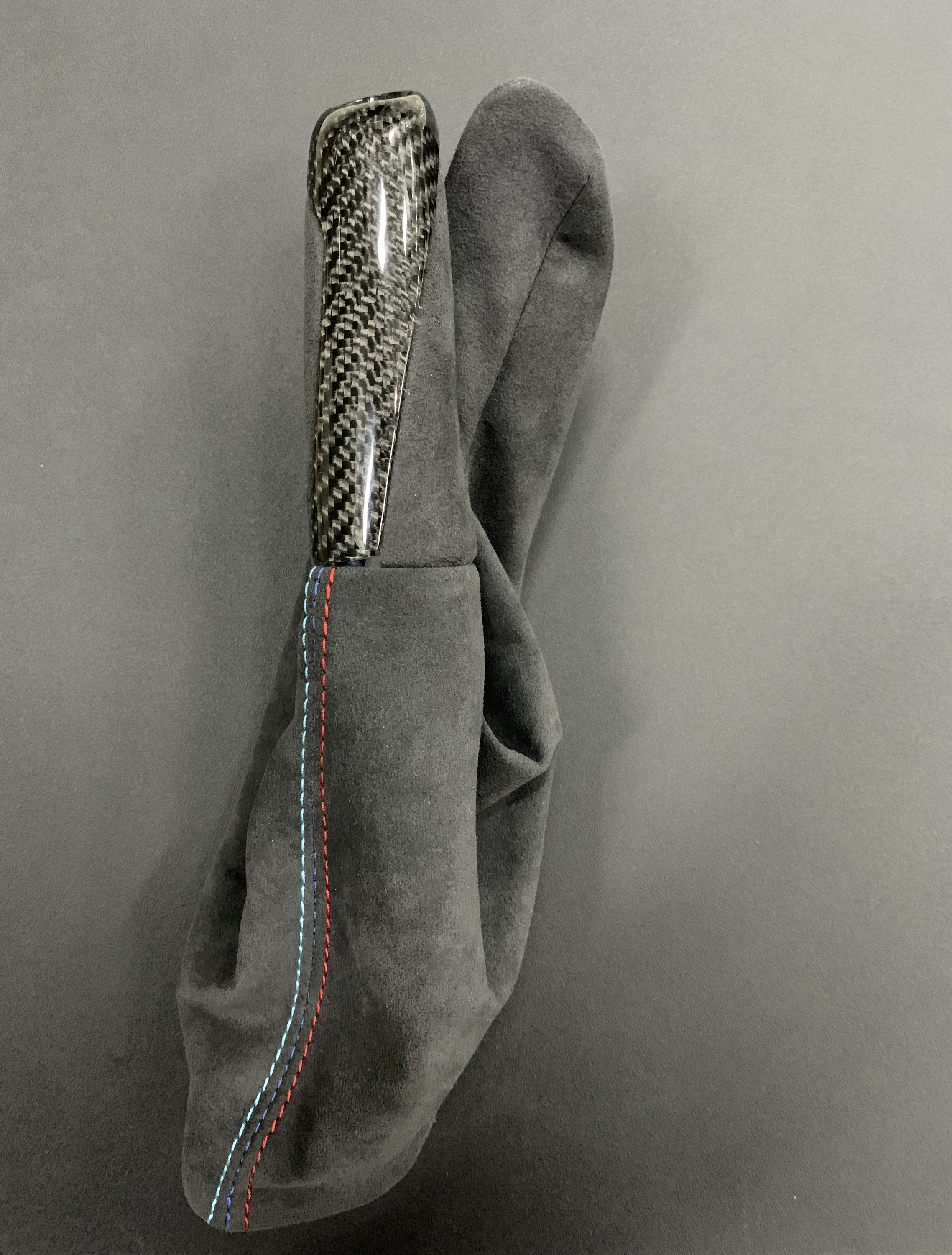 Freno a mano in fibra di carbonio