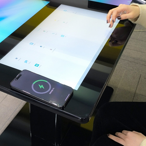 Mesa táctil inteligente digital de 21,5 pulgadas con pantalla múltiple y NFC - Product Image 4
