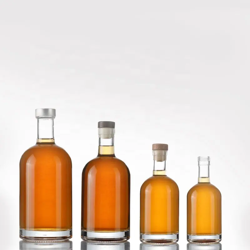 Fornitore di porcellana bottiglia cilindro Super selce di vetro Vodka 700ml Whisky bianco smerigliato Rum vuota chiaro
