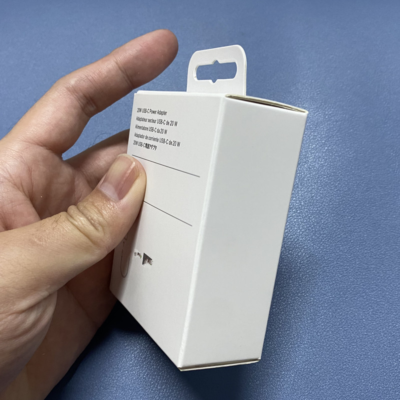 White New packaging 20W PD charge For 14 13r