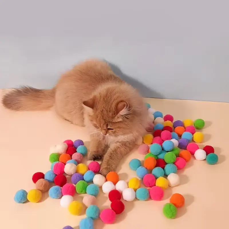 Cat Plush Toy Launching Gun Micro-elastic Soft Fuzzy Cat Toy Balls with Launching Gun Chew Ball Pet Cat Scratcher Toys