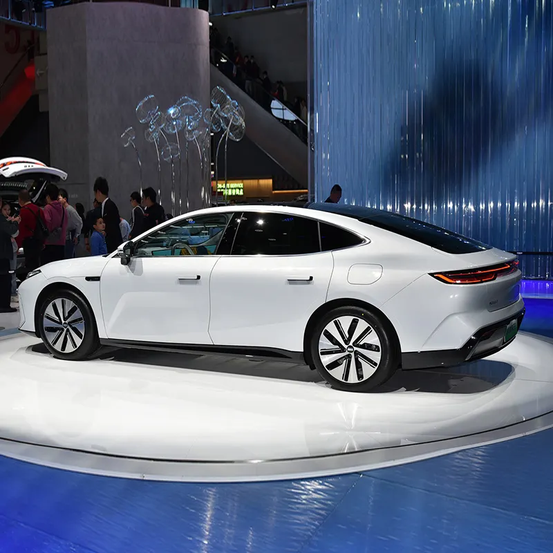2024 çin GEELY top şartname Galaxy e8 yeni 100% elektrikli araba B sınıfı modern araba süper uzun 5000mm deniz araba satılık