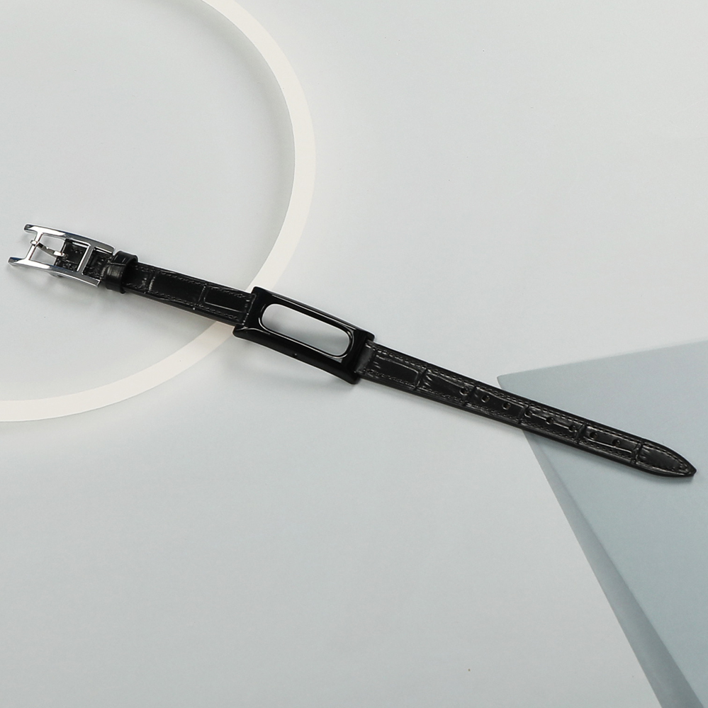 Noir avec motif bambou