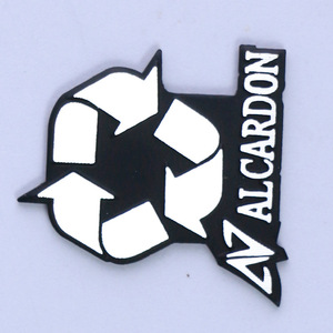 Tùy Chỉnh Khắc Chủ Đề Thể Thao Kim Loại Tiêm Mạ Xe Câu Lạc Bộ Đuôi Logo Stereo Xe Điện Huy Hiệu Biểu Tượng Tráng Men Sản Xuất - Product Image 2