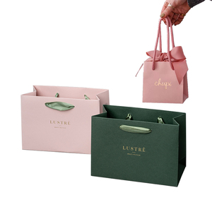 Wholesale Cheap Custom Luxury Silver Grey Paper Packaging Shopping Bags with Different <strong>String</strong> <strong>Handle</strong> Types for Shoes - Product Image 3