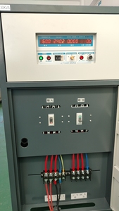 シングルフェーズおよび3相可変周波数電源50-60Hz入力40-400Hz出力電圧レギュレータ/スタビライザー - Product Image 5