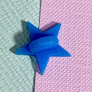 המניה גומי מצמד סיטונאי שונים צבעים שונים צורת כוכב ענן לב ציפורני גומי עבור אמייל פין חזרה