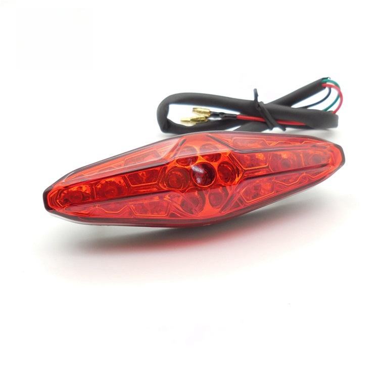 ปกสีแดง