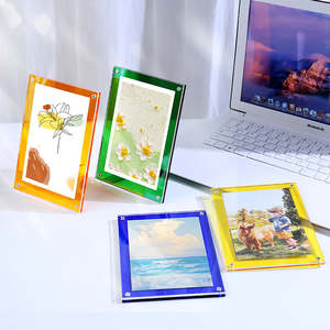 Магнитная фоторамка с крепежным кронштейном - Product Image 1
