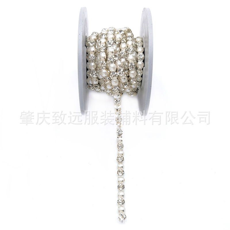Cuerda blanca, diamante blanco en forma de garra, perla blanca de grado A.