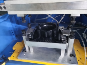 如何焊接RO储水罐加热器工具焊机立式油压热板塑料焊接机 - Product Image 6