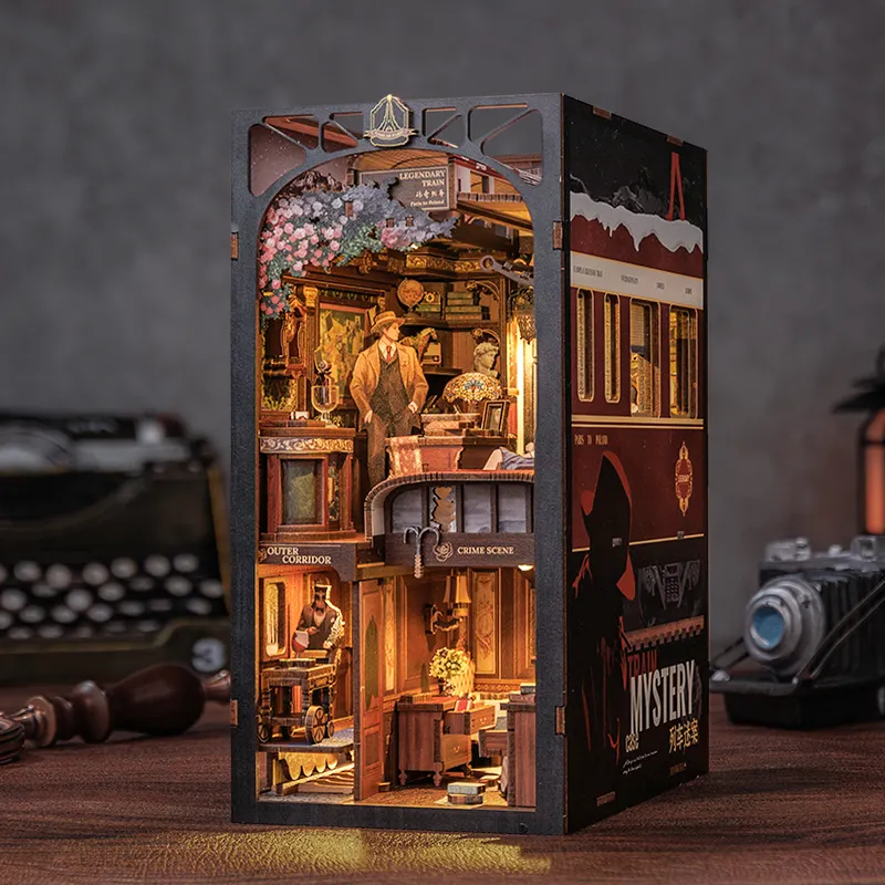 CuteBee nuovo prodotto in stile Detective treno mistery Case delle bambole in miniatura con copertina di polvere libro angolo Kit usato come regalo