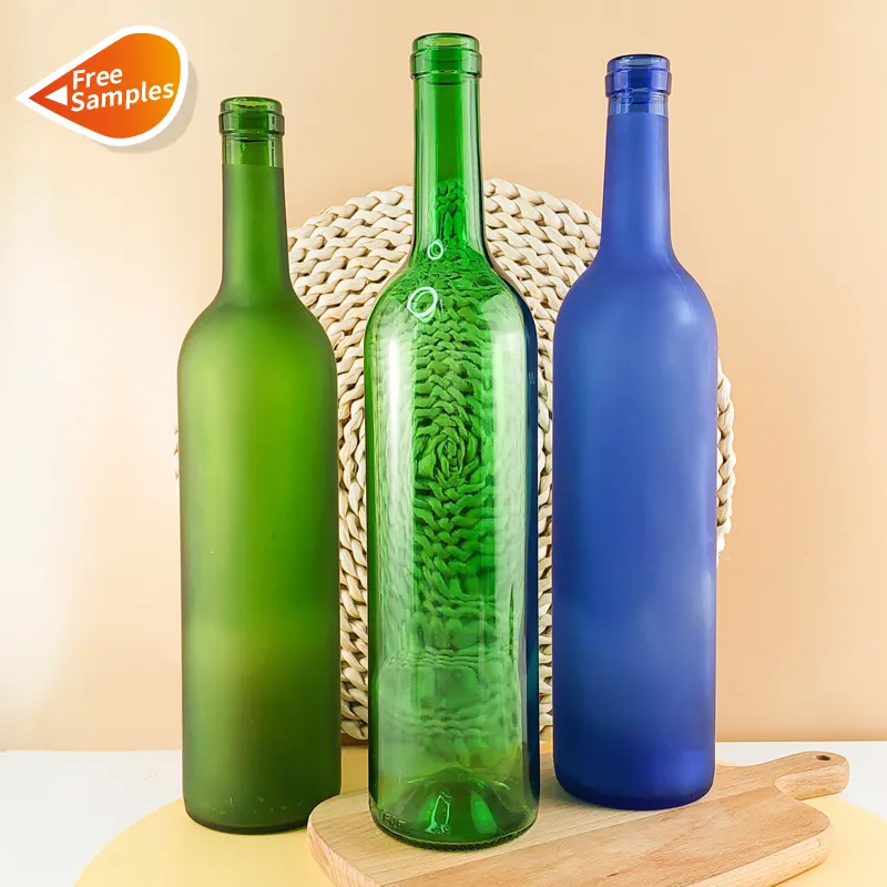 Leeres 750 ml blaugrüne farbiges Glas Likör-Flasche roter Traubwein-Flasche mit Deckel individueller Logodruck