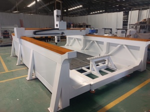 Cabezal oscilante hundido Cambiador automático de herramientas de 4 ejes Enrutador CNC para modelo de escultura - Product Image 3