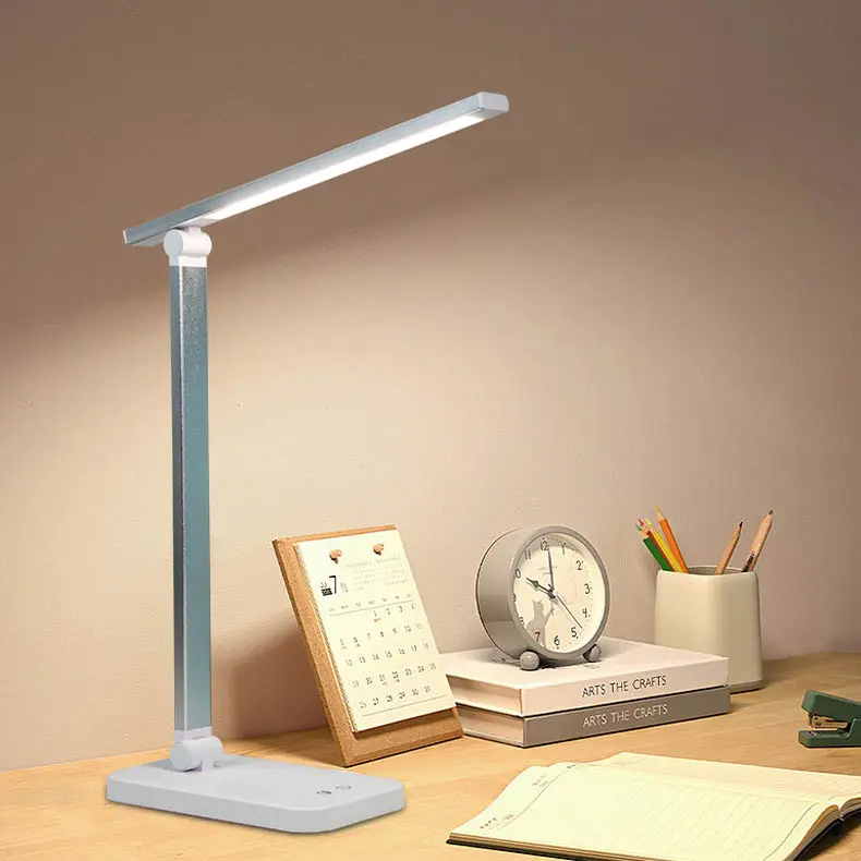 Gran lámpara de escritorio de protección ocular de metal de aluminio barata Puerto USB Led libro de estudio mesa de lectura luz trabajo de oficina lámpara flexible simple