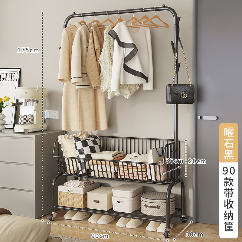ตะกร้าเก็บของสีดำ 90 ใบ และราวแขวนเสื้อผ้า