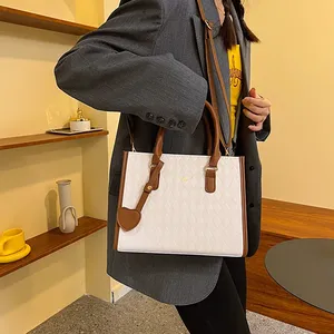 韓国版レトロパーソナリティショルダーバッグ大容量ダイヤモンドラティスデザインレディースバッグ - Product Image 2