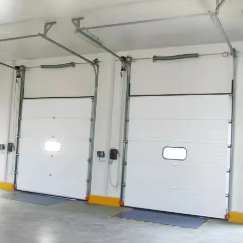 Porta sezionale automatica del Garage industriale con porta pedonale porta sezionale industriale sezionale del garage