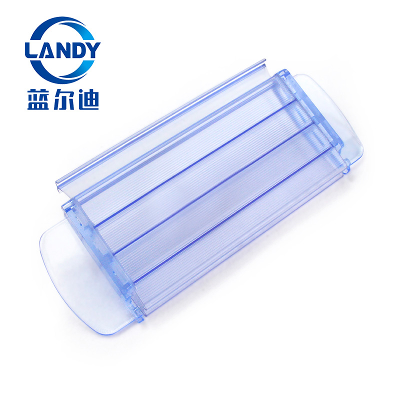 Couverture de piscine rétractable bleue