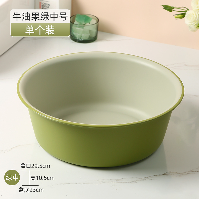 Medium-sized fruit green