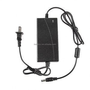 220 120伏输入12v输出变压器稳压器9A发光二极管驱动器12伏通用适配器交流至Dc 12 V 9Amp电源
