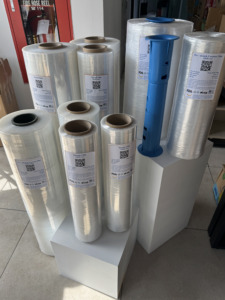 Độ bền kéo mạnh mẽ nhiều lớp căng phim 500m chiều dài máy lớp mềm độ cứng bề mặt mịn LLDPE vật liệu cho kho Pallet - Product Image 5