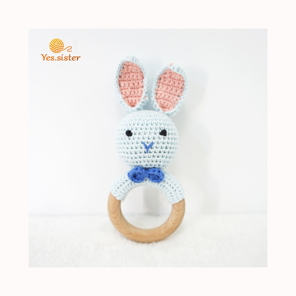 7cm wood ring bunny