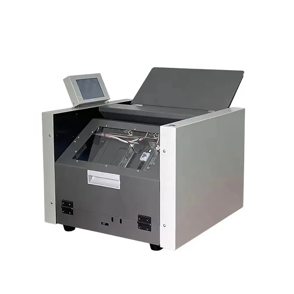 Auto grampeamento e dobrável máquina de papel livreto Folhetos livreto pasta brochura maker