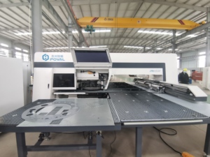 <strong>CNC</strong> Turret <strong>Punching</strong> <strong>Machine</strong> for Thickness of 4 mm Metal Plate