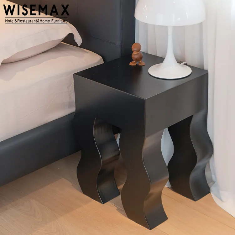 WISEMAX FURNITURE売れ筋のユニークな不規則な脚のデザイン小さなテーブル使用スツールリビングルームサイドテーブル