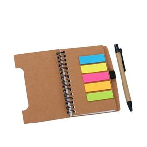 Tl769 notas papel Kraft espiral bobina encuadernado diario cuadernos con pluma y Palo notas adhesivas índice personalizable al por mayor