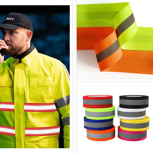 Formato personalizzato fluorescente verde di avvertimento nastro riflettente in tessuto di poliestere rotolo di nastro riflettente cucire su nastro per uniforme - Product Image 6