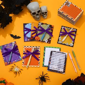 Bloc de notas con patrón de Halloween con bolígrafo y cinta Bloc de notas de truco o trato Notas adhesivas de Halloween - Product Image 1