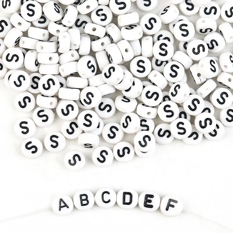 Cuentas de letras acrílicas de 4x7mm, cuentas sueltas de letras del alfabeto de Color negro redondo plano blanco