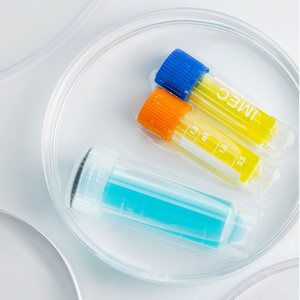 実験室透明凍結プラスチックテストチューブ極低温バイアル1.8 mL極低温バイアルCryoチューブ - Product Image 4