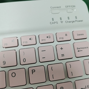Teclado inalámbrico universal de alta calidad, 78 teclas para oficina, estudio, gaming y oficina - Product Image 3