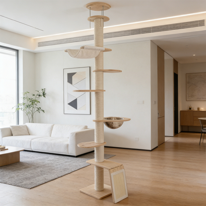 arbre à chat du sol au plafond