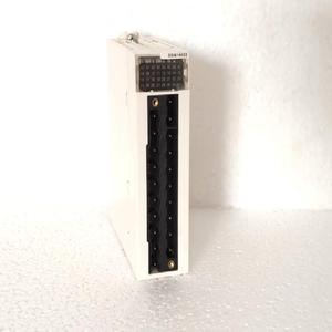 BMXDDM16022 Módulo E/S Discreto X80 - 8 Entradas-24 V CC-8 Salidas - Product Image 1