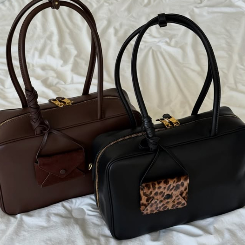Noir et marron