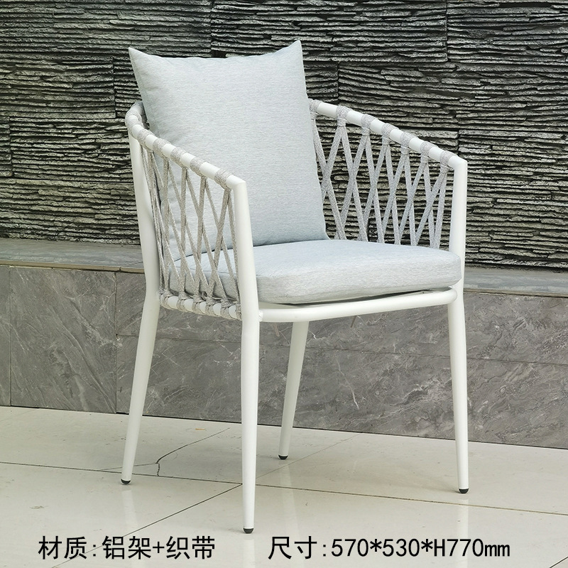 Rafite chair white edition