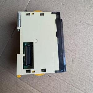 Unità CPU con Controller programmabile CJ1W-IC101 PLC con elaborazione ad alta velocità da 20 punti I/O per sistemi di automazione compatti - Product Image 3