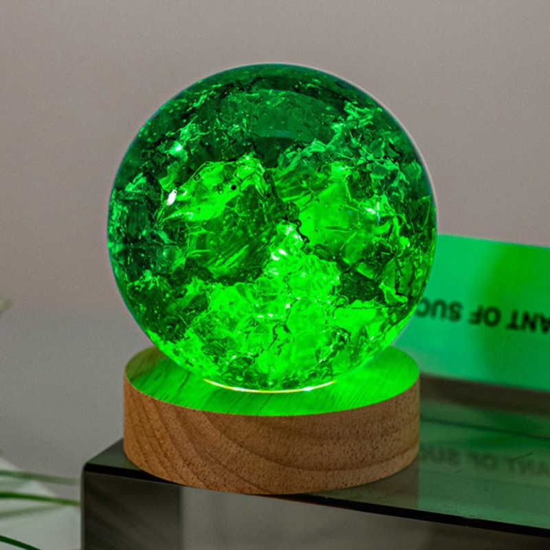 Modèle de base en bois lumineux et coloré