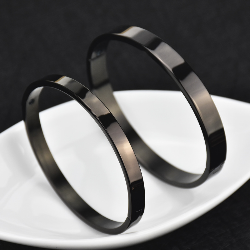 Black-8mm