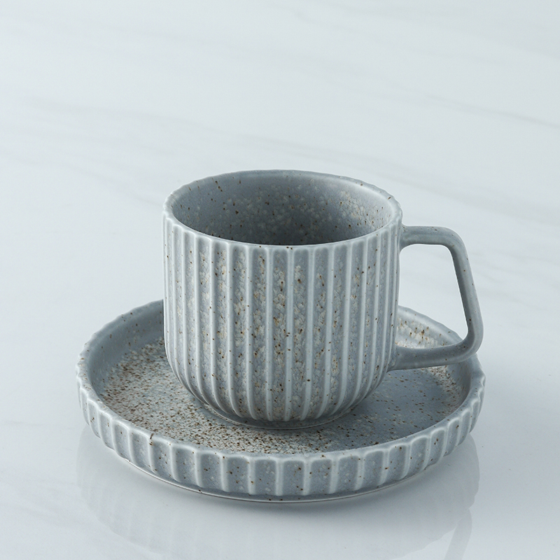 Taza y plato de 220 ml SY85