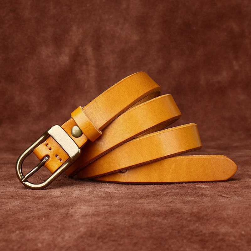 689สีเหลืองดิน2.4ซม. กว้าง5มมหนา