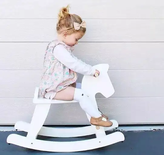Giocattolo per bambini piccoli in legno per ragazzi e ragazze regalo in legno bambino bambino equitazione cavallo a dondolo giocattolo Trojans